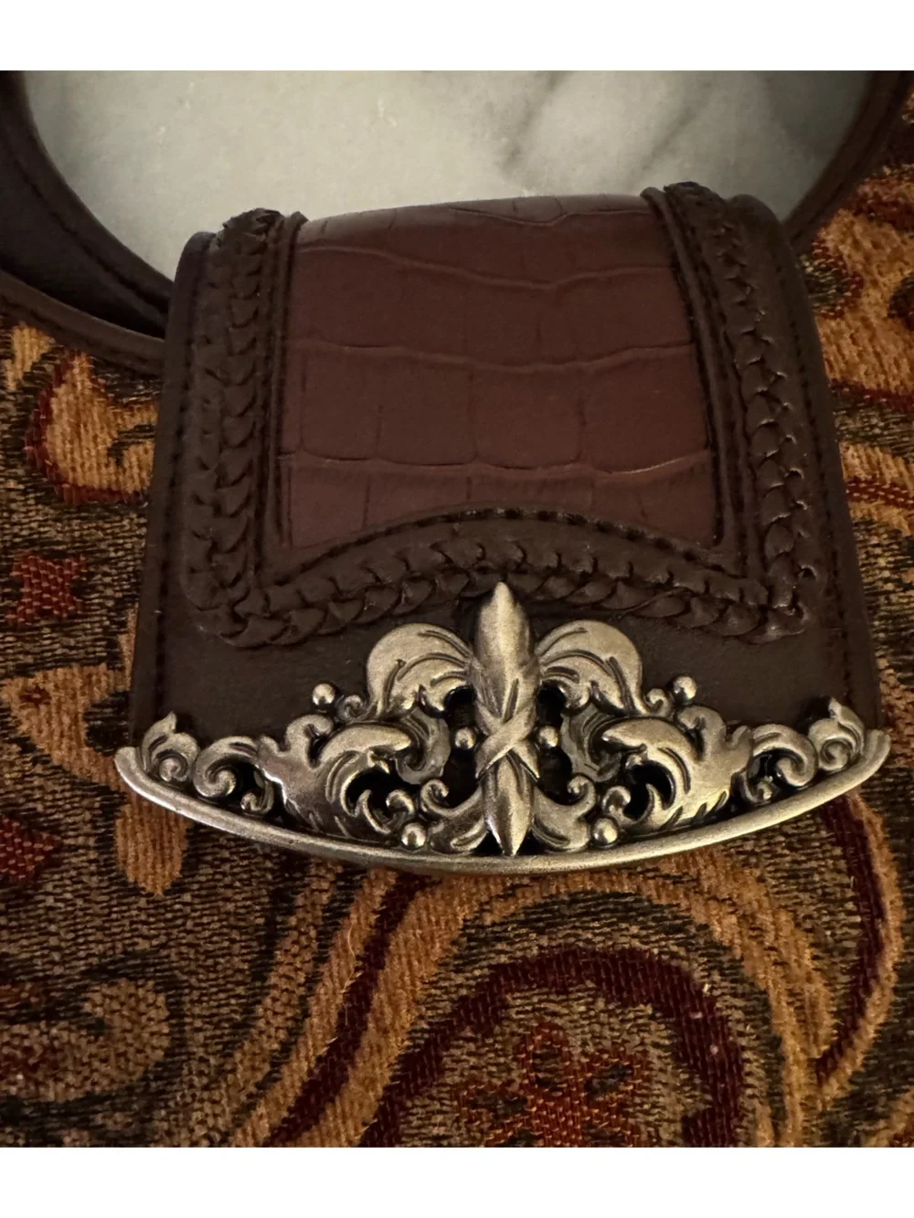 VTG Bueno Brown Carpet Bag Leather w Silver Accents Snap Pockets on Each Side